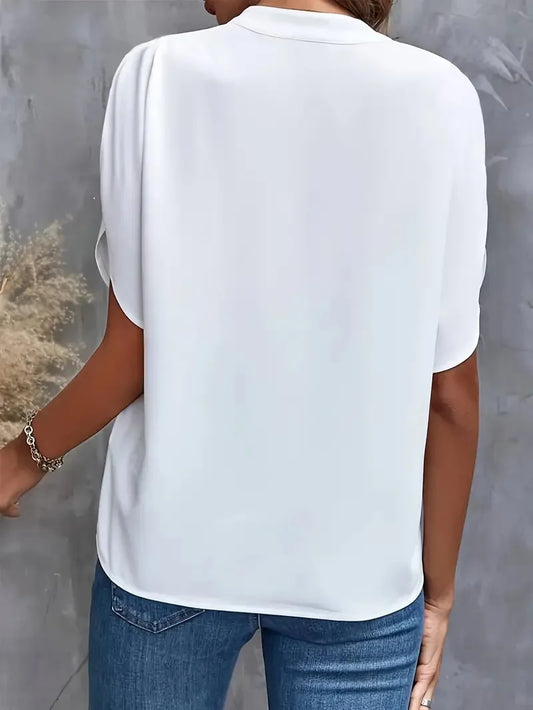 Isalie – Elegantná blúzka s výstrihom do V splývavého strihu