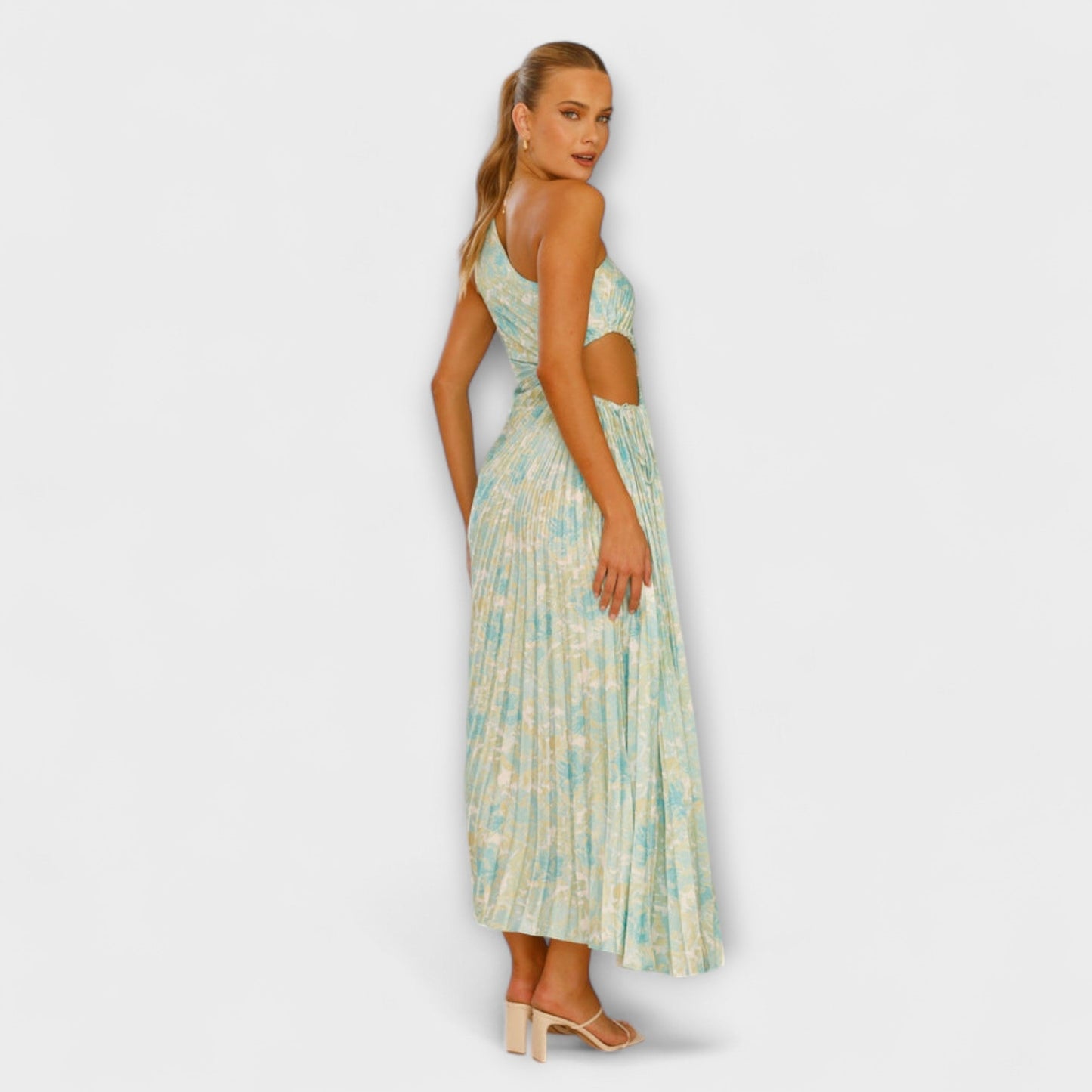 Sienna – Elegantné Maxi Šaty s Výrezom