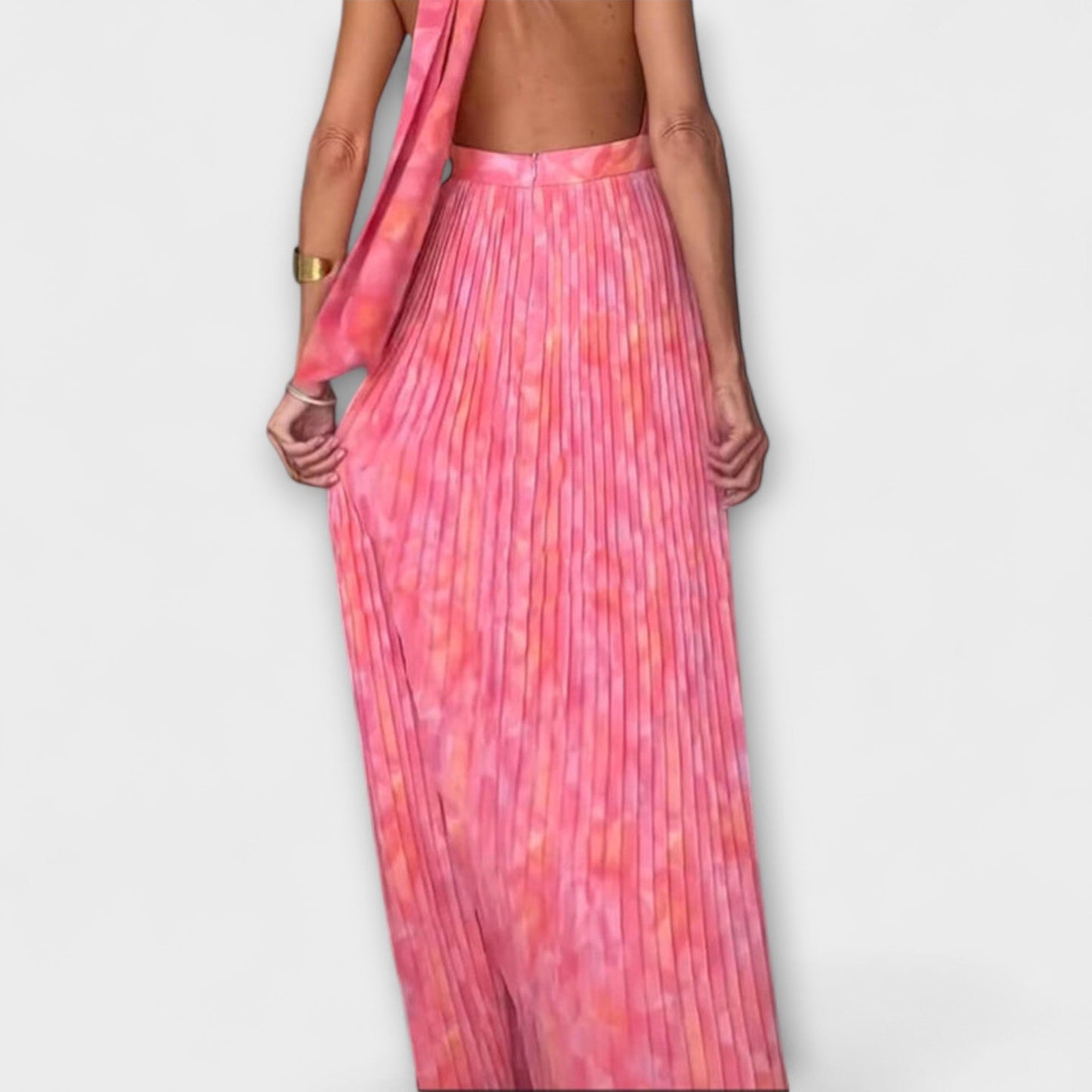 Seraphina – Elegantné Maxi Šaty s Holter Krkom a V Výstrihom