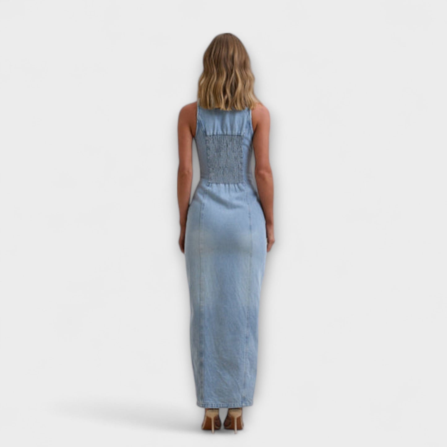 Lacey - Maxišaty z denimu s miernym praním