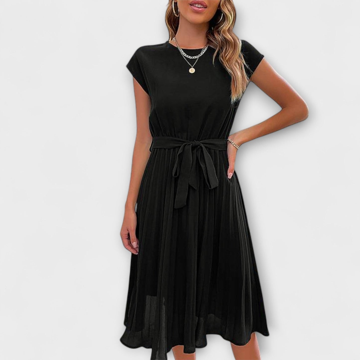 Elegantné Midi Šaty