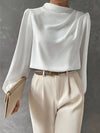 Bílá