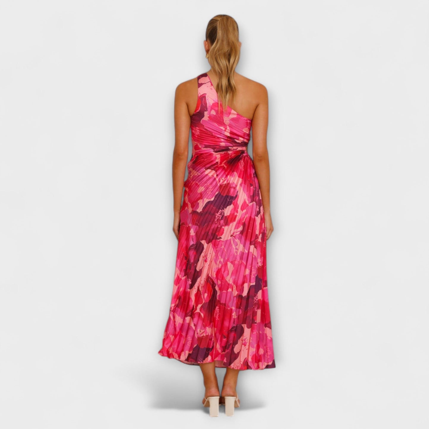 Sienna – Elegantné Maxi Šaty s Výrezom