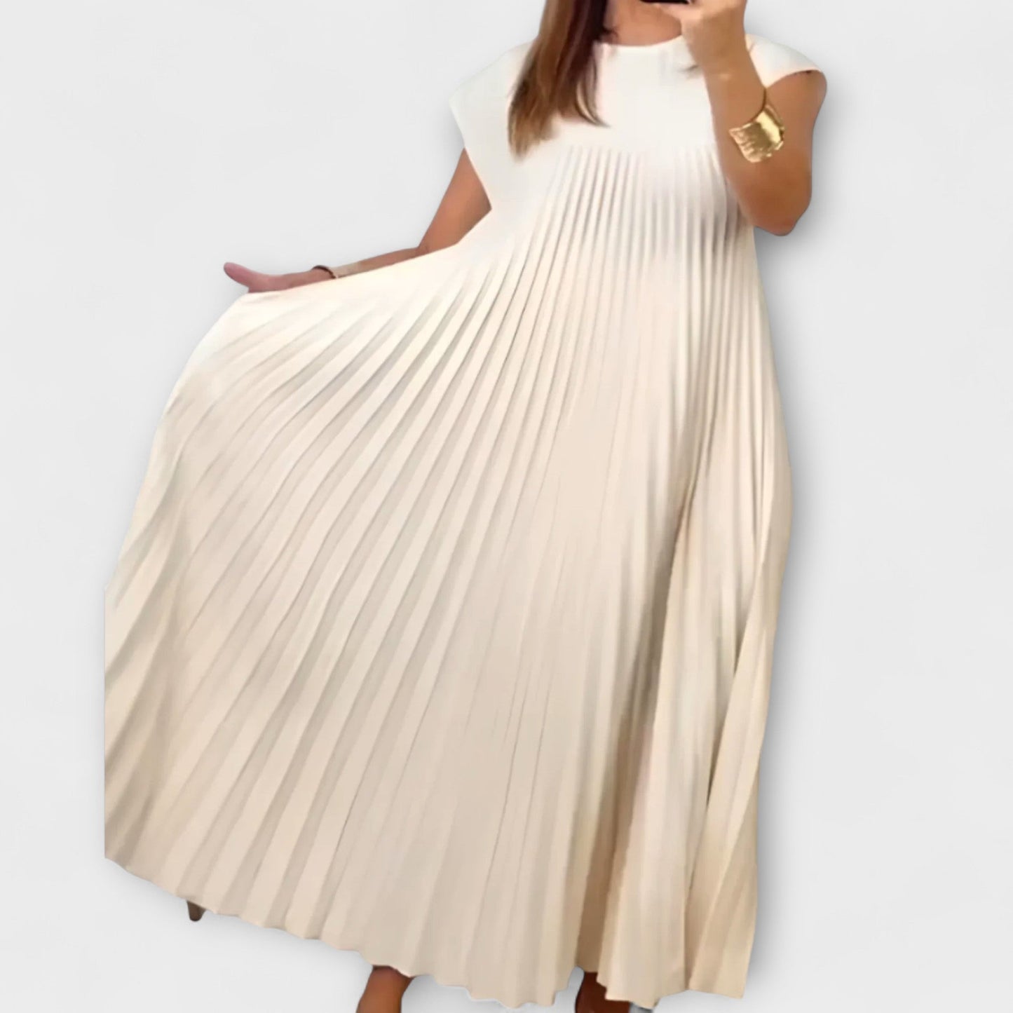 Zairelle – Elegantné plisované šaty