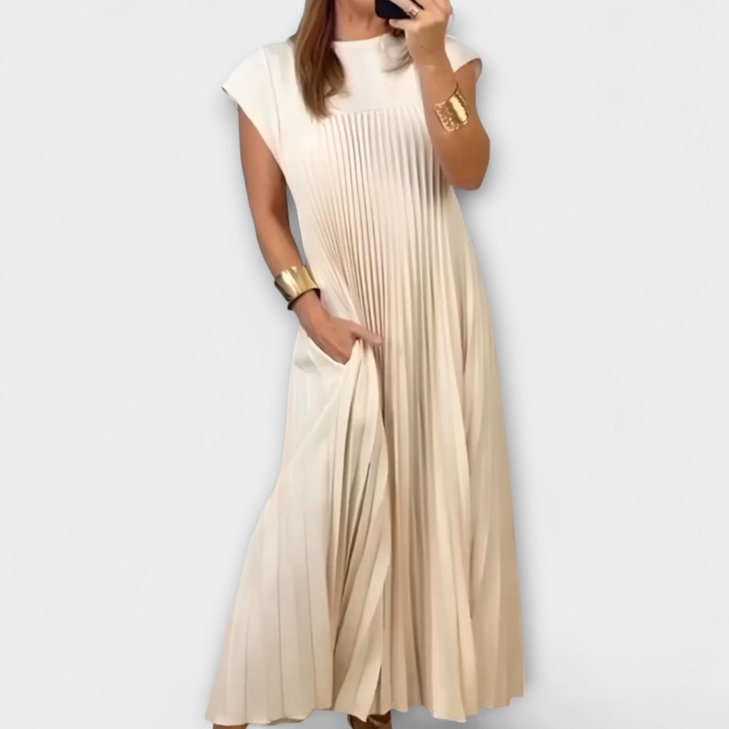 Zairelle – Elegantné plisované šaty
