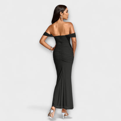 Ione - Šaty Bodycon s odhalenými ramenami a riasením